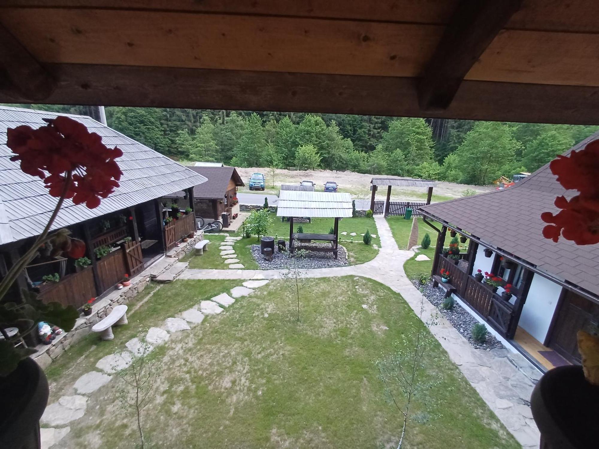 Casuta Din Valea Regilor Villa Gradistea de Munte Exteriör bild
